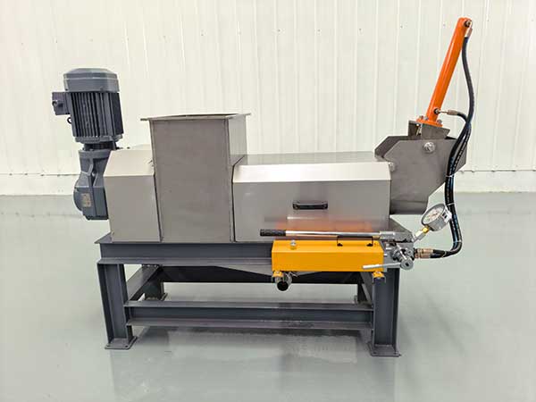 FR-180 Pomegranate Juicer